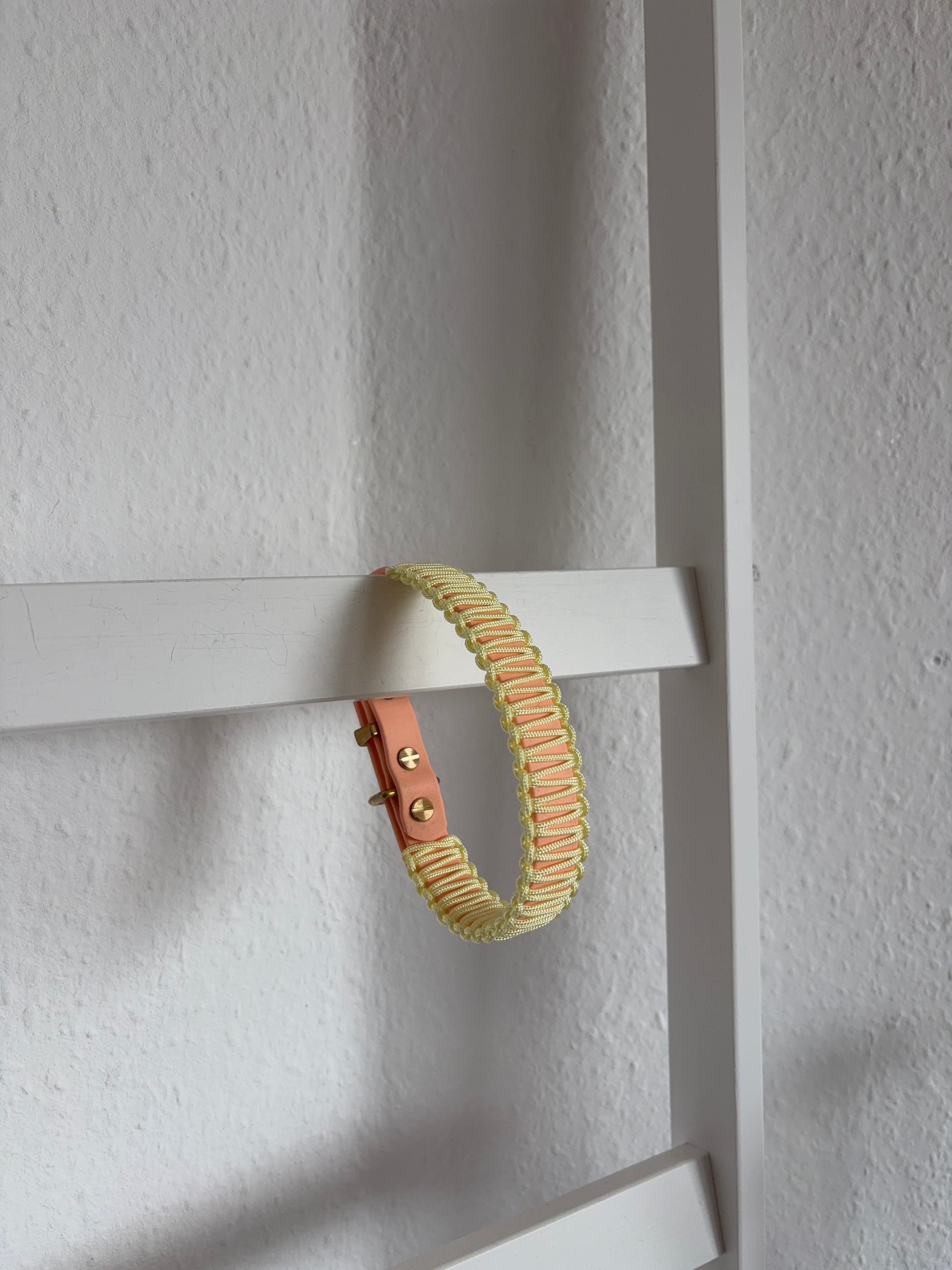 Classic Halsband - Peach