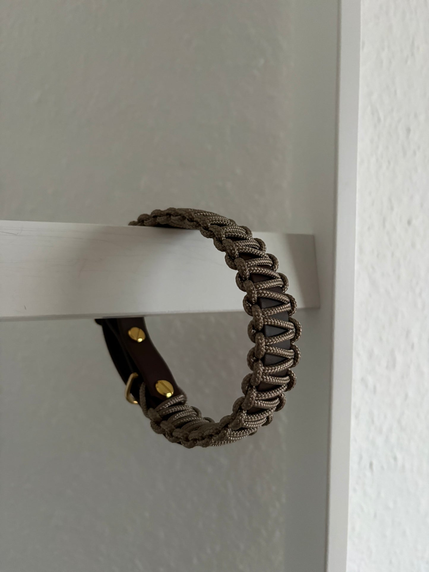 Golden Mocca Halsband