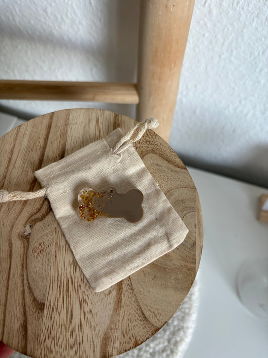 B-Ware Hundemarke Hazelnut Knochen