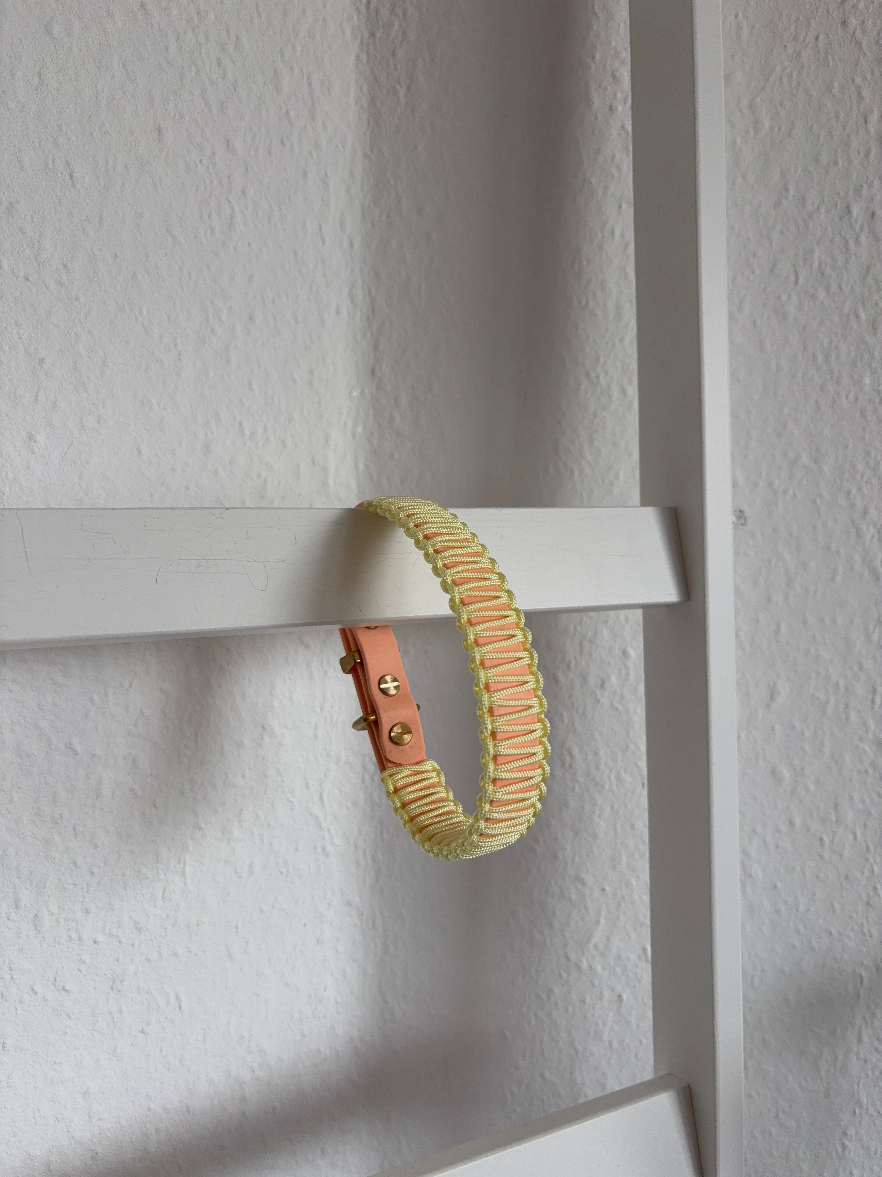 Classic Halsband - Peach