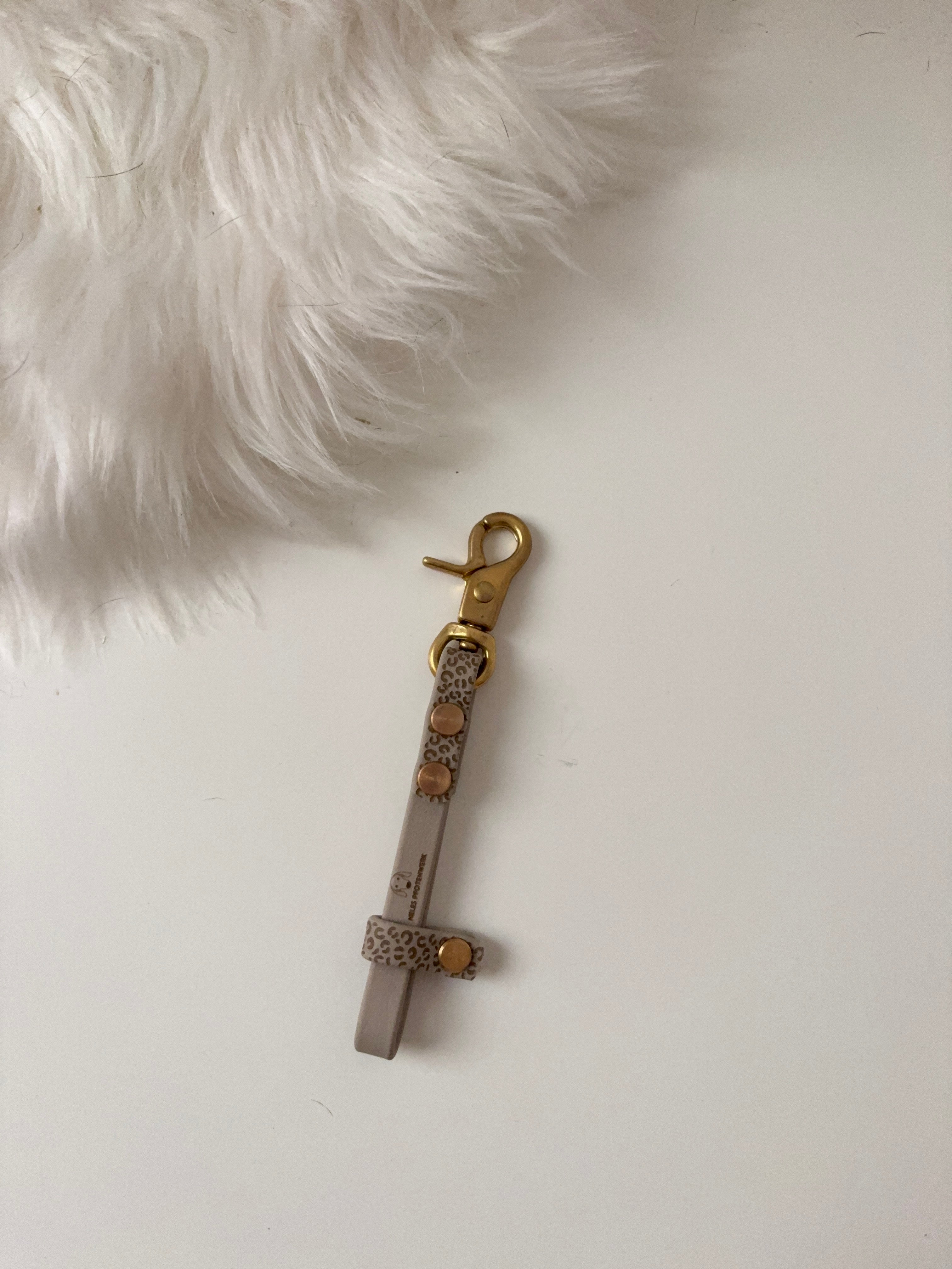Kotbeutelhalter - Leo Edition